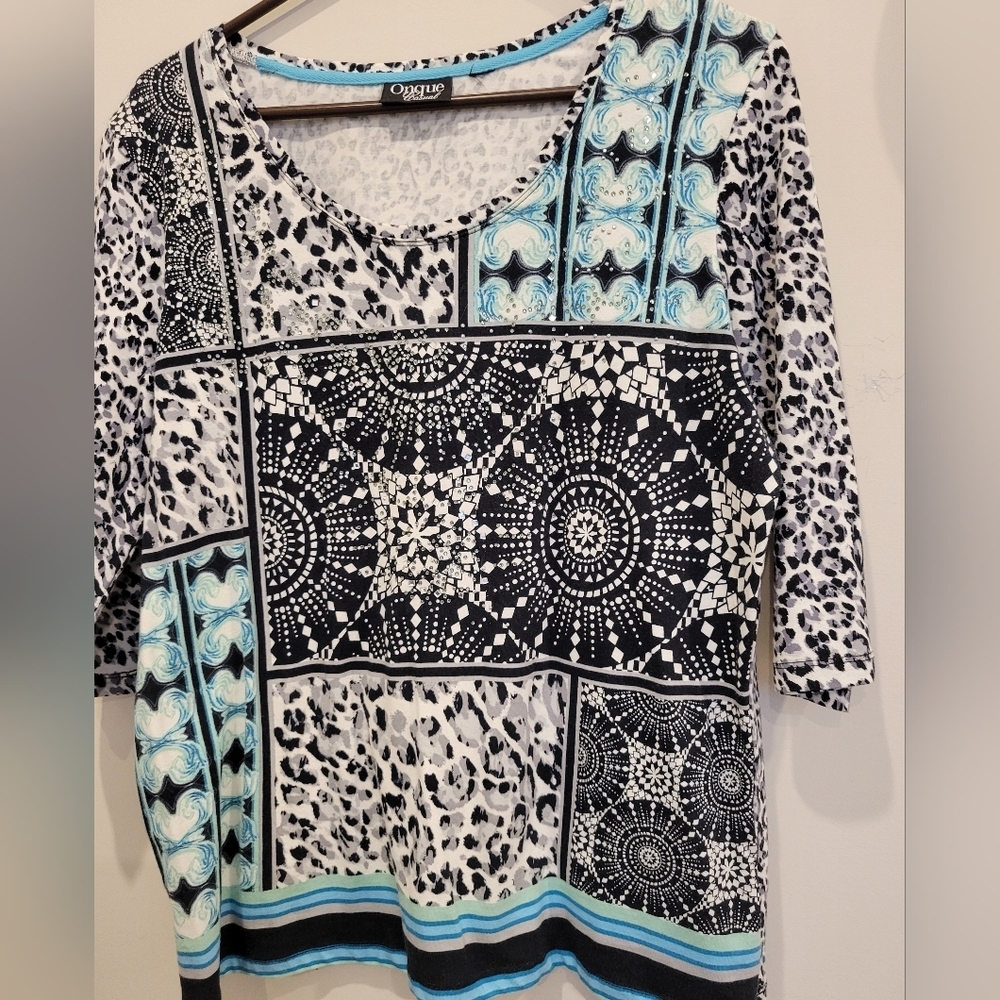 Onque Casual Unusual Sparkly Print Blouse M